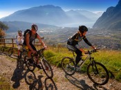 Der Gardasee bietet Bikern unzählige Trails und Genuss-Strecken (mit Höhenunterschieden von mehr als 2000 m)