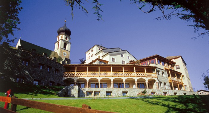 Hotel_Turm_Voels