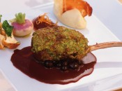 Südtirols Küche besticht durch ihre gewachsene Kombination lokaler Produkte und mediterraner Zubereitung Südtirols Küche besticht durch ihre gewachsene Kombination lokaler Produkte und mediterraner Zubereitung