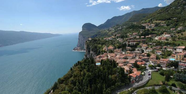 Tremosine_7